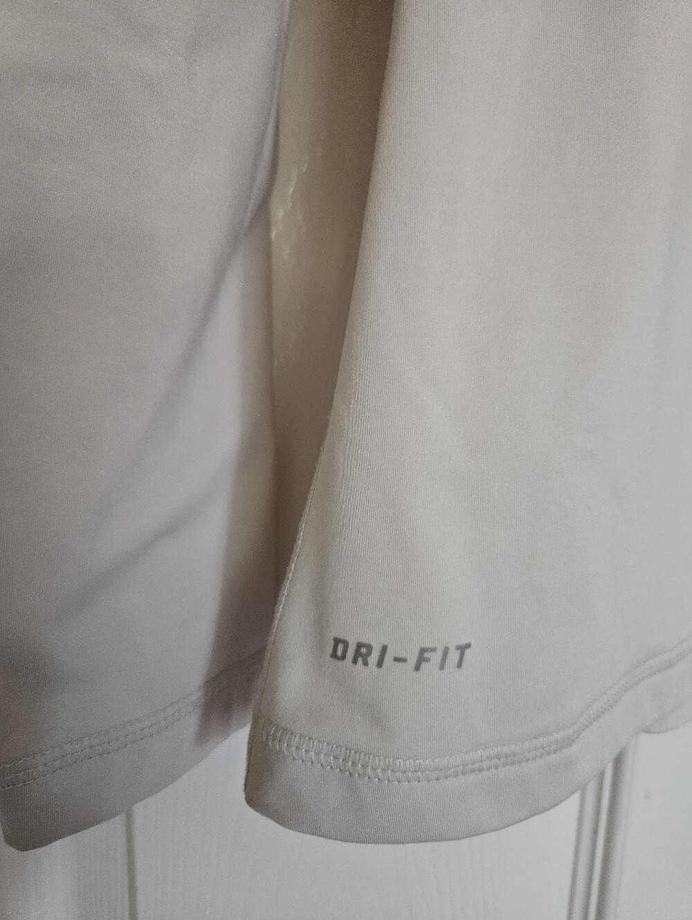 Nike Pro Dri-Fit Womens Half Zip Pullover Running Thumbhole Gray White Sz LARGE - Picture 5 of 10